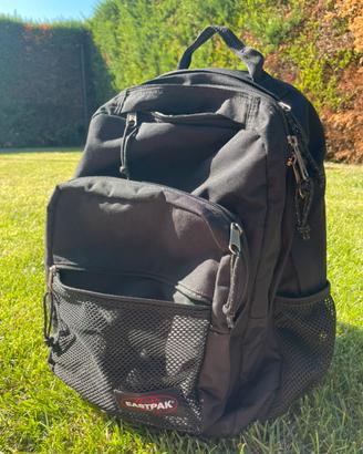 Zaino Eastpak Pinnacle Nero (38 litri)