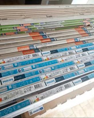 Tubi led e neon più lampadine led alta luminosità 