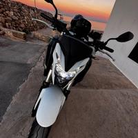 Honda CB650F 2017 15000km appena tagliandata.