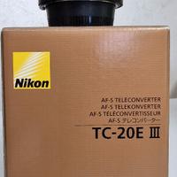 OBIETTIVO NIKON TELECONVERTER TC-20E III