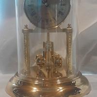 Orologio da tavolo a torsione occasion. 