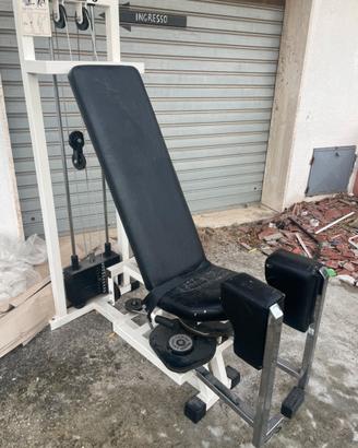 Attrezzi tecnogym