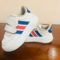 Scarpe adidas con strappi num 21