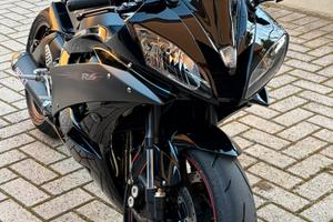 Yamaha R6 my2008 - 9900 km Reali - Mai pista -