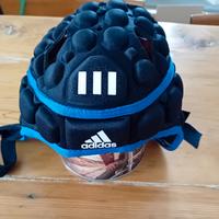 pantaloncini e caschettobda rugby