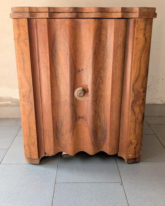vecchia macchina da cucire Necchi