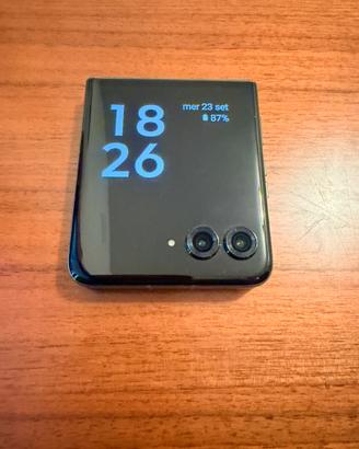 Motorola Razr 50 Ultra 512gb  set cover