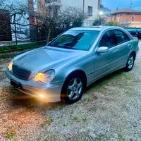 Mercedes classe C 220 del 2002