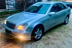 Mercedes classe C 220 del 2002