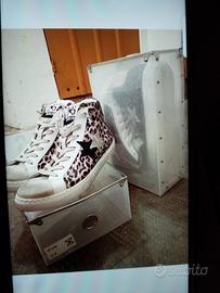 2 paia di Scarpe SNEAKERS ORIGINALI