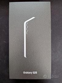 Samsung Galaxy S25 256GB + Galaxy Fit3 + 4 Galaxy