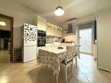 3 LOCALI A MONTEROTONDO