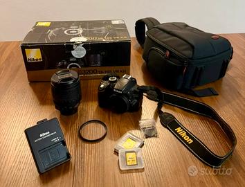 Nikon D3200 con obiettivo 18-105