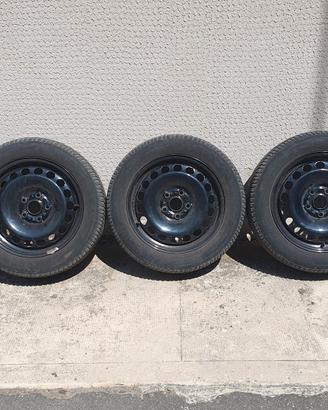 Treno ruote complete invernali 5x112 205 55 R16