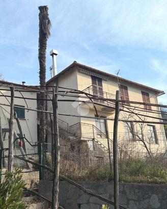 BIFAMILIARE A SERRA RICCÒ