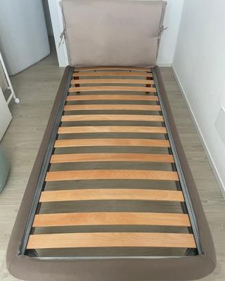 Letto singolo sfoderabile come nuovo, no matersso.