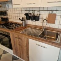 piano cottura e lavello in acciao inox