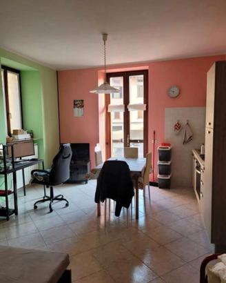 Open-space con posto auto a Clusone