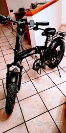 Bici elettrica ruota 20" larga