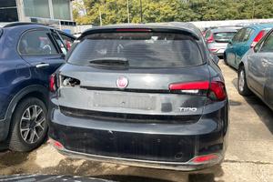 POSTERIORE FIAT TIPO HATCHBACK 2016