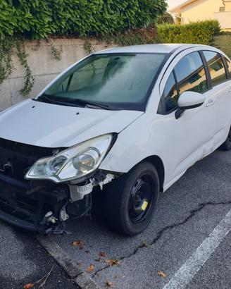 Citroen C3 € 1.500