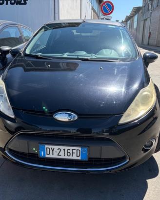 Ford Fiesta 1.4 TDCi 3P. Titanium NEOPATENTATI
