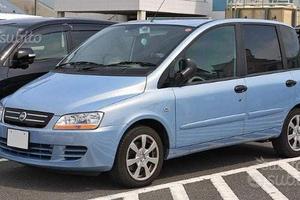 Parabrezza verde Fiat Multipla 04-10