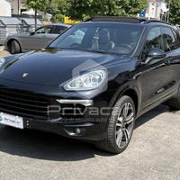 PORSCHE Cayenne 3.0 Diesel Platinum Edition