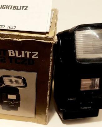 Flash LIGHT BLITZ 2832 TCZD Attacco a baionetta