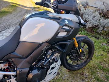 Suzuki v strom 1000