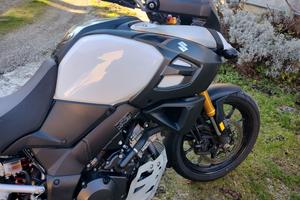 Suzuki v strom 1000
