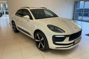 PORSCHE Macan 2.0