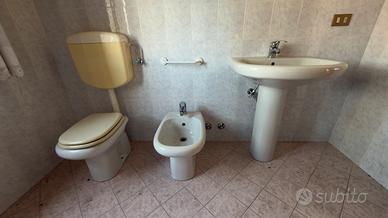 2 set di sanitari bagno