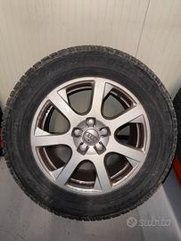 cerchi più gomme