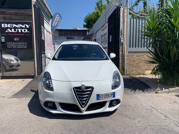 Alfa Romeo Giulietta 1.6 JTDm-2 105 CV Distinctive