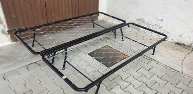 2 Letti (letto telaio, reti) anche per gli ospiti