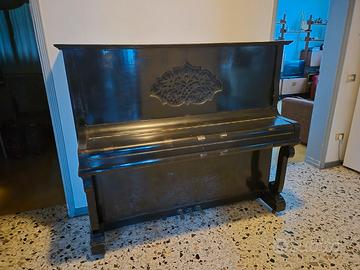 pianoforte Arosio verticale tasti avorio