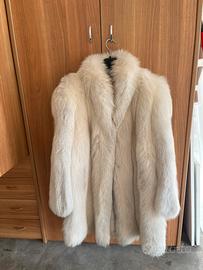 Pelliccia volpe bianca