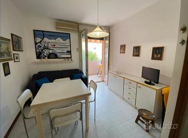 Rosolina mare: trilocale in residence con piscina