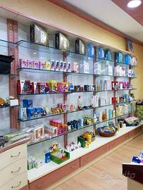 Arredamento per negozio