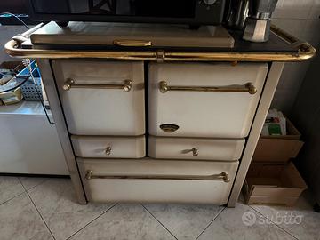 Stufa a legno Lincar