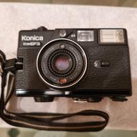 Konica C35 EF3 con custodia originale