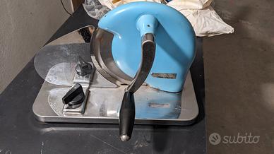 affettatrice manuale pineware 