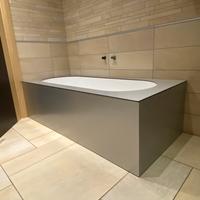 Vasca idromassaggio e cromoterapia