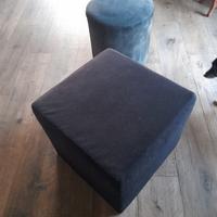 pouf/sgabello anni'70 e pouf/tavolino