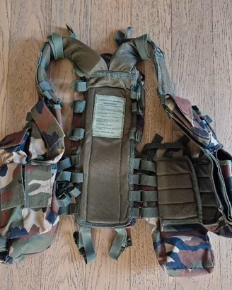 Gilet tattico mimetico militare