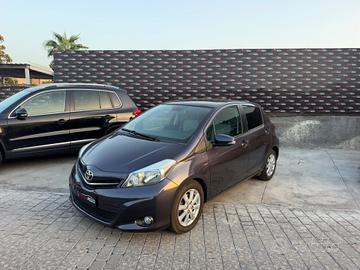 Toyota Yaris 1.4 D-4D 5 porte Lounge