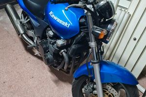 Kawasaki ZR7
