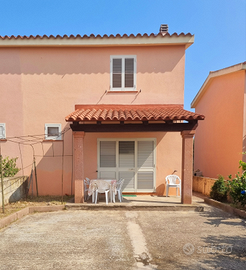 Graziosa villetta a schiera