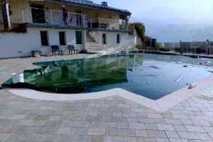 Immobile in asta di 431 m² con più di 5 locali a L